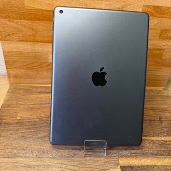 iPad 8. generace 32GB (12 měsíců záruka)