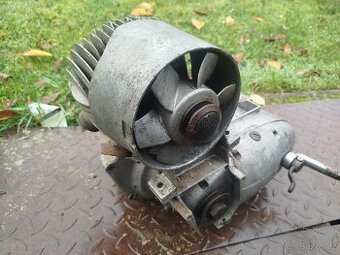 Motor ČZ 175 501 skútr s dynamostartérem a ventilátorem