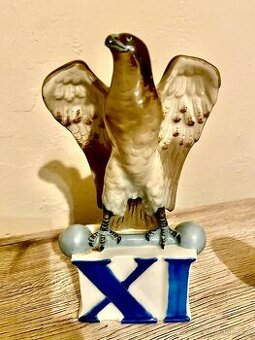 Porcelánová soška SOKOL – XI. všesokolský slet (1948) – Roya