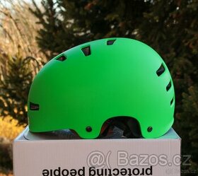 Nová helma TSG Evolution Solid Color - velikost 54 - 56 cm