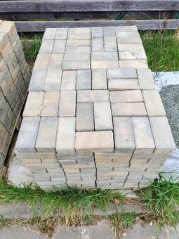 Zámková dlažba 20x10x6