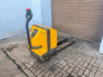 Elektrický nízkozdvižný paletový vozík Jungheinrich EJE 220