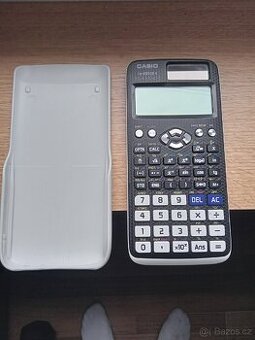 Kalkulačka Casio - 1