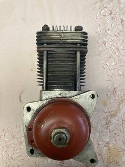 Kompresor Jikov 443 613