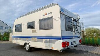 Prodám karavan HOBBY 460 UFE  2003 pro 4 osoby