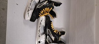 Prodám dětské hokejové brusle CCM Tacks AS 570, vel.40,5