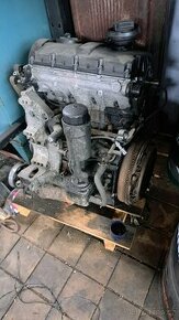 Volkswagen motor - 1