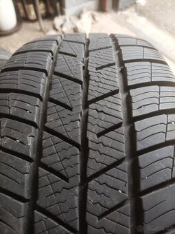 Zimní pneu Barum 195/55 R15