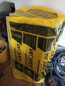 Izolace tepelná Isover AKU SH 40 mm desky – 7,5 m²/bal