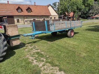 vlek za traktor