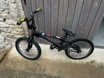 Freestyle kolo - BMX