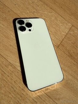 Prodám iPhone 13 Pro Max – 128 GB, stav jako nový