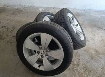 Zimní komplet kola 215/55 R17