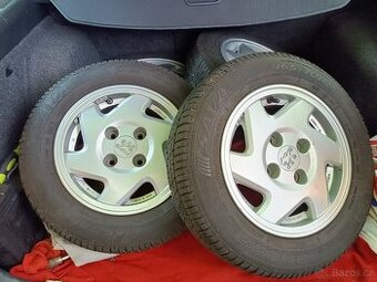 ALU disky Peugeot 13 palců na pneumatikách SAVA