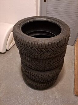 Zimní pneumatiky 205/50 R17 93V