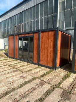 Obytný kontejner o rozměru 3x6m s francouz. dveřmi