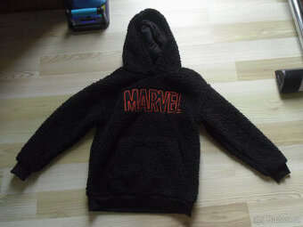 Chlupatá mikina Marvel vel. 146