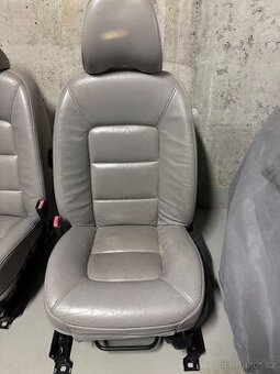 Volvo S80 II sedadla a tapece