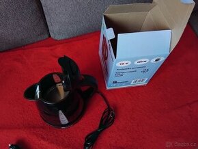 Rychlovarná konvice do auta