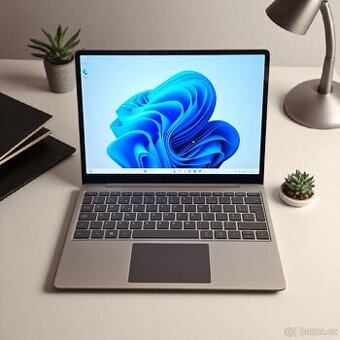 Microsoft Surface Laptop Go (1st Gen) 256GB (Stav A)