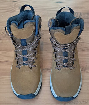 Nové dětské boty Quechua, vel. 36, v záruce