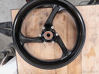 Honda cbr 1000rr- kolo