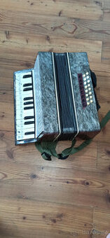 Akordeon - ruský dětský model