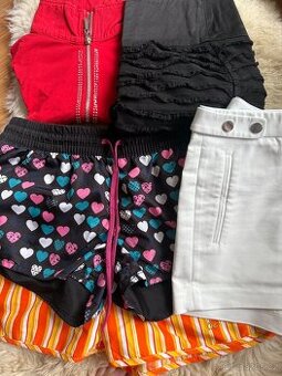 Letní sada oblečení 5 ks, sukně, kraťasy, tričko, vel S