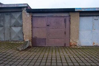 Prodej garáže 20 m² v osobním vlastnictví - Kročehlavy - 1