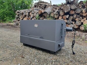 Gril na maso s jehlou a motorkem