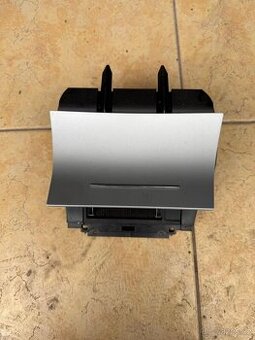 Škoda Octavia 2 popelnik.