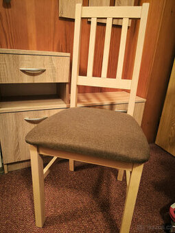 Dřevěné židle s polstrováním 4 ks - 1