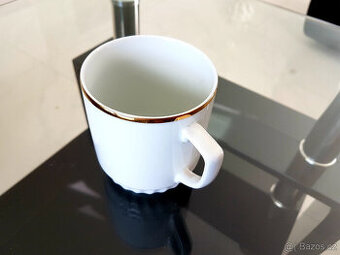 Hrnek - Karlovarský porcelán