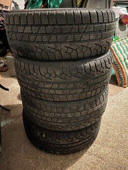 Zimní Pneumatiky Pirelly SOTTOZERO 205/50 R17 93V