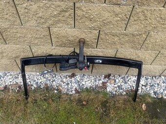 VW Passat B6 tažné zařízeni Westfalia.