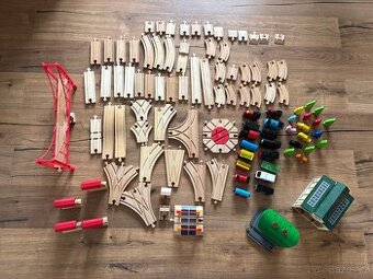 Dřevěná vláčkodráha a příslušenství