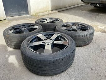 ALU disky Dezent 5x120 R17 7,5Jx17H2 ET 35 s letními pneu 22