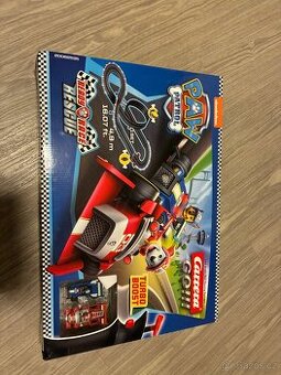 Autodraha na ovladani Carrera go tlapkova patrola