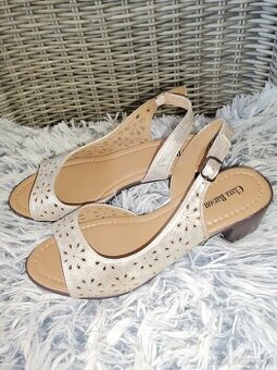 Dámské letní boty Clara Barson, vel. 39, NOVÉ