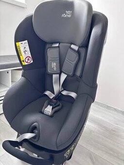 Autosedačka Britax Römer Dualfix 2R