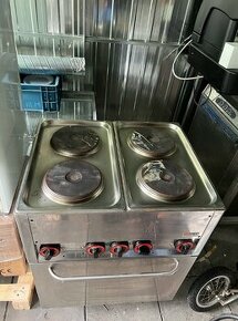 Sporák na 380s troubou