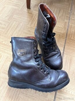 Boty Kanady 42