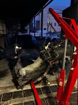 Motor z BMW E60 530D 160kw