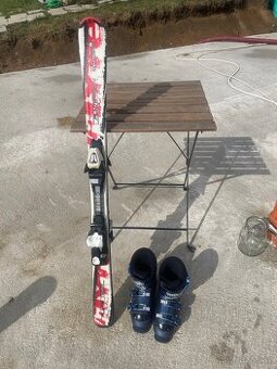 Detske lyze + boty, cca 11 rokov