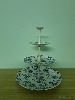 Plastový patrový tác, talíř