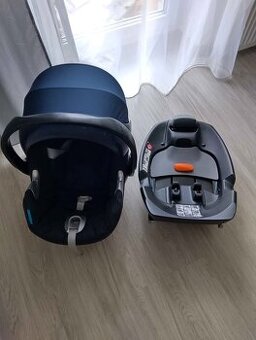 Autosedačka Cybex Atom Q plus + báze