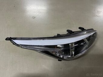 Ceed přední světlomet