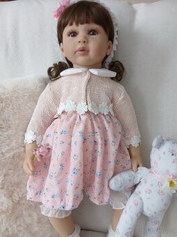 Panenka vynilova Nová