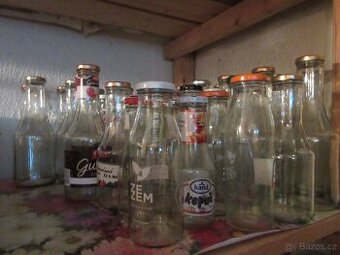 Kečupové zavařovací sklenice.