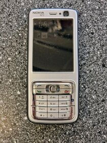 Legendární Nokia N73